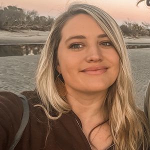 Meet your Posher, Savannah